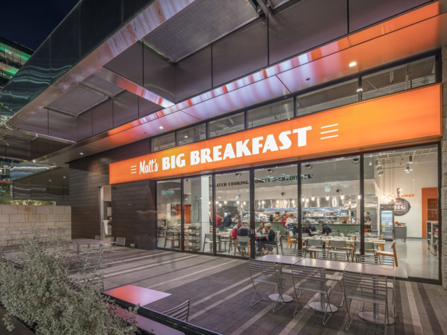 Matt's Big Breakfast exterior and sign